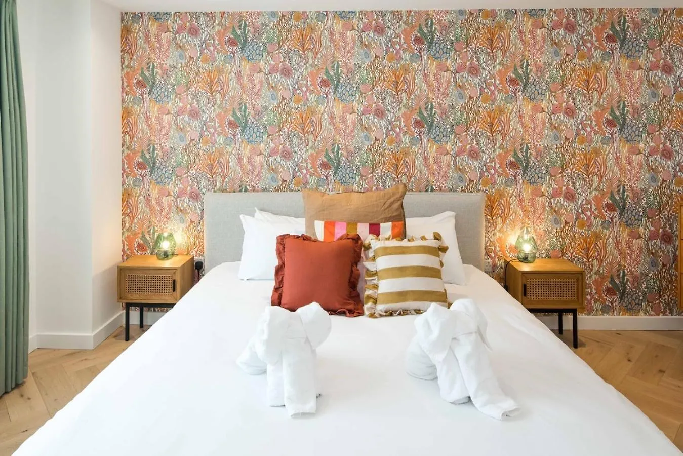 2Bed 2Bath Stunning Shoreditch Apartment London